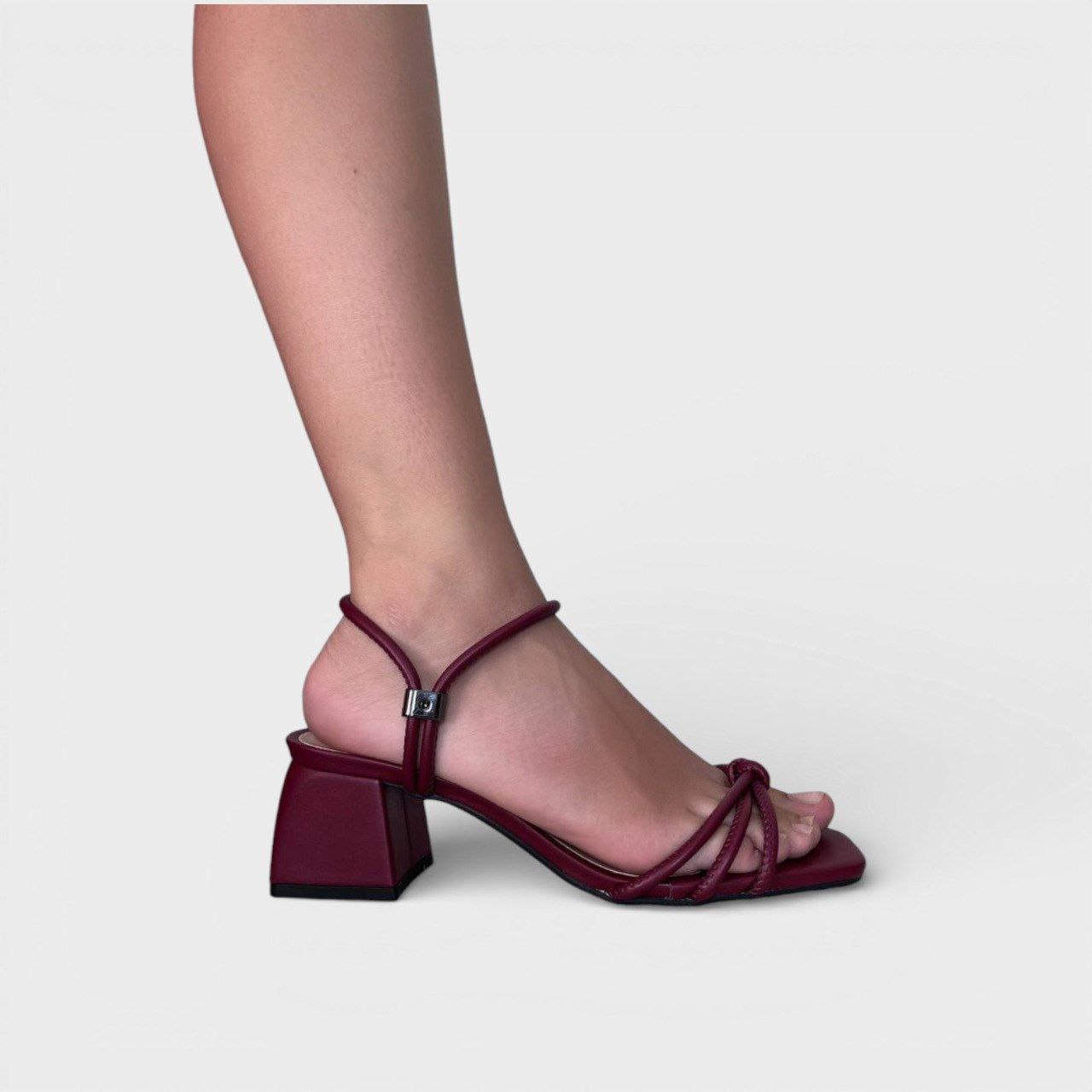 Sandália salto bloco baixo Lima Shoes