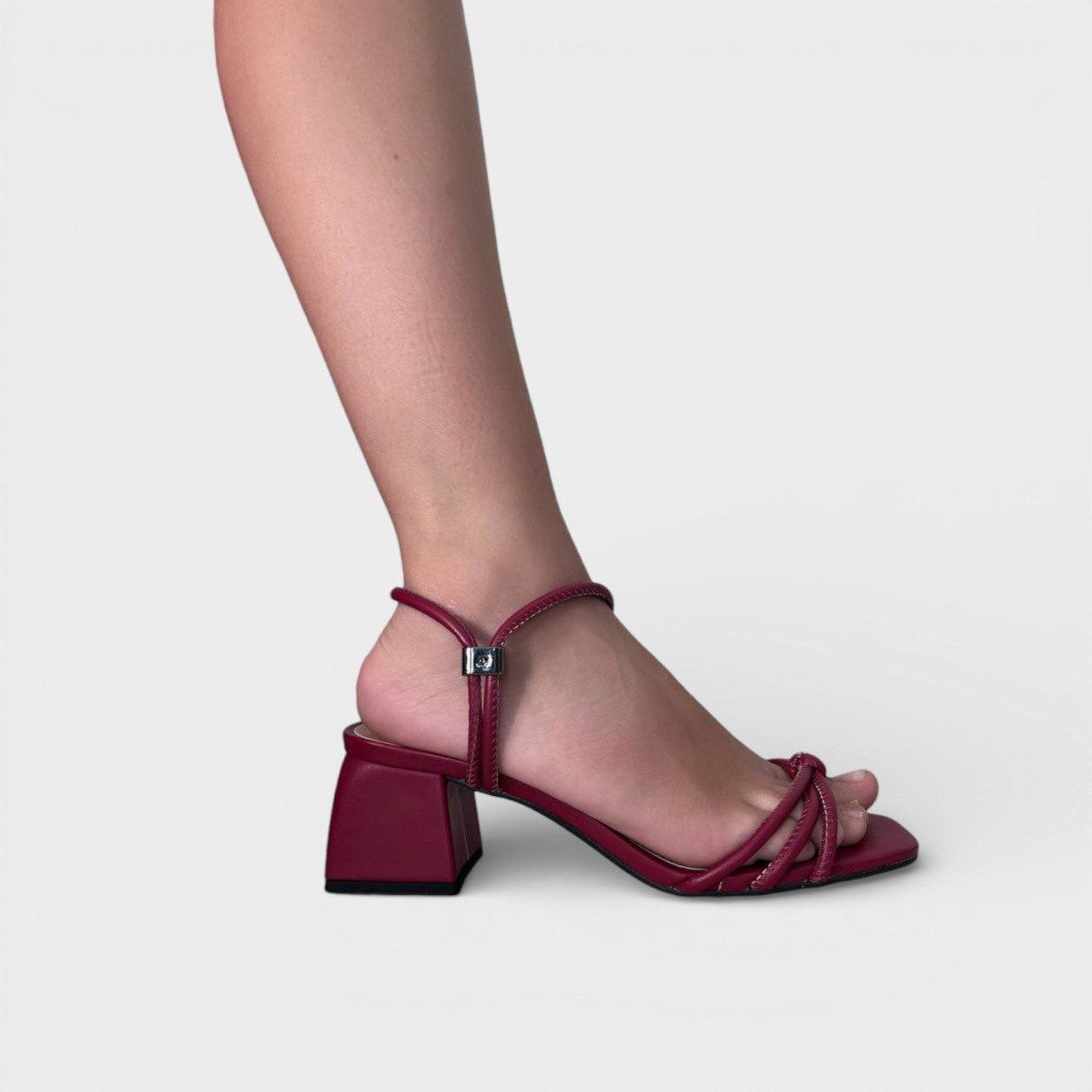 Sandália salto bloco baixo Lima Shoes